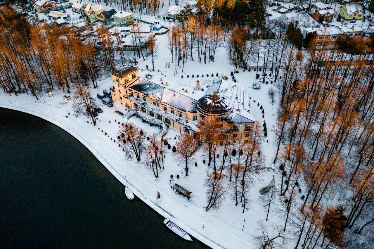Uzdrowisko Sanatorium Palac Na Wodzie Falkowski Ferieanlegg 2*